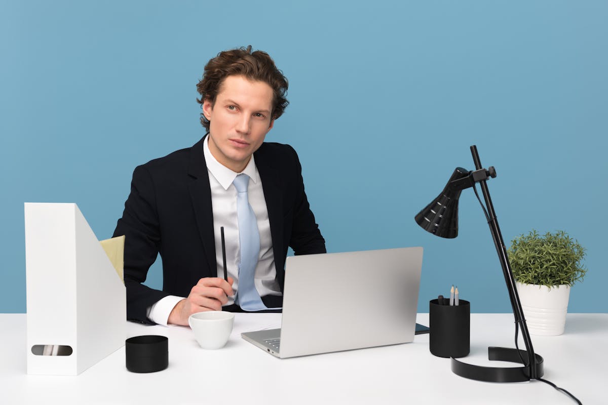 Was ist ein Content Manager Erklärung, Berufsfeld, Infos und Gehalt