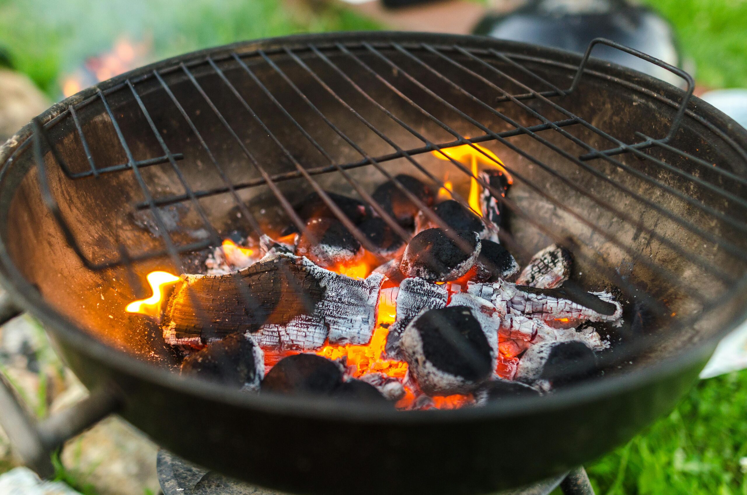 Warum bleibt der Grillanzünder an kalten Tagen wirkungslos?