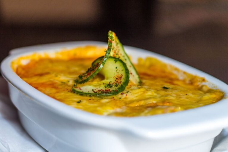 Warum zerfällt die Lasagne beim Servieren? 16 Warum zerfällt die Lasagne beim Servieren